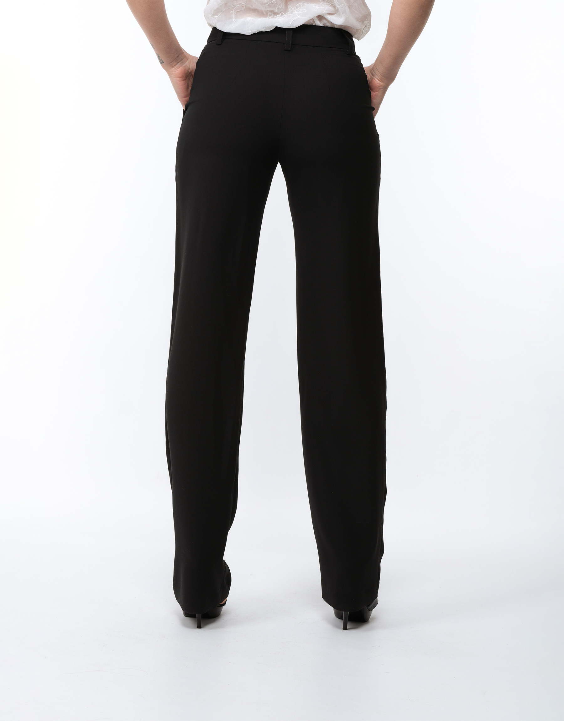 Straight trousers in black embroidered crepe